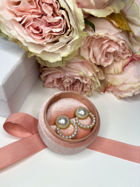 Okrągłe kolczyki-perełki