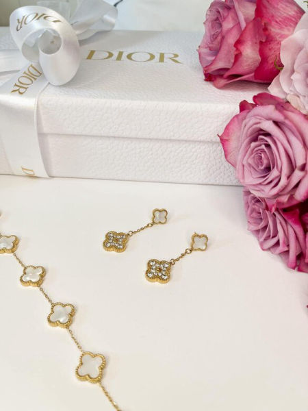 Wiszące koniczynki z diamencikami-białe