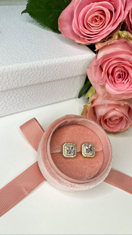 Kwadratowe diamenciki-złote