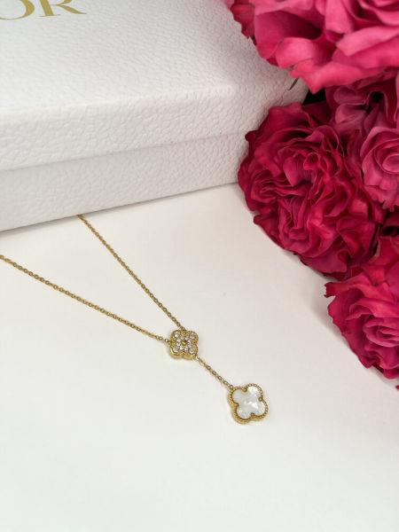 Perłowy naszyjnik z koniczynką i diamencikami