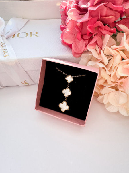 Naszyjnik-perłowe,łączone koniczynki