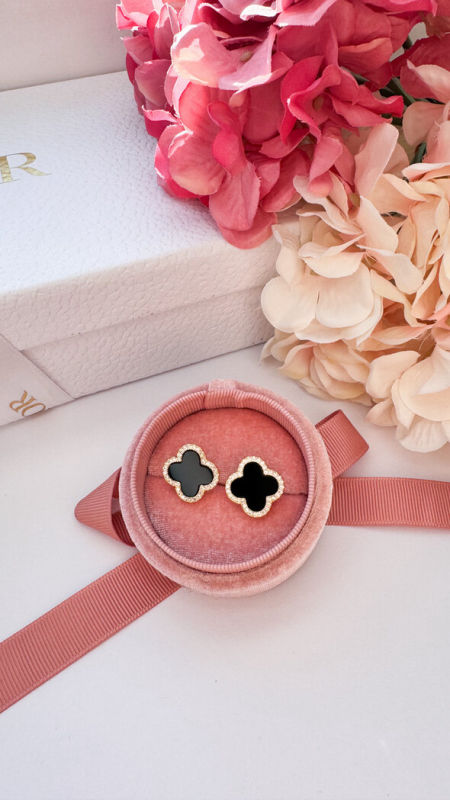 Klipsy-czarne koniczynki