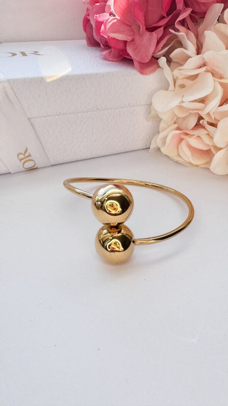 Bransoletka-złote kulki