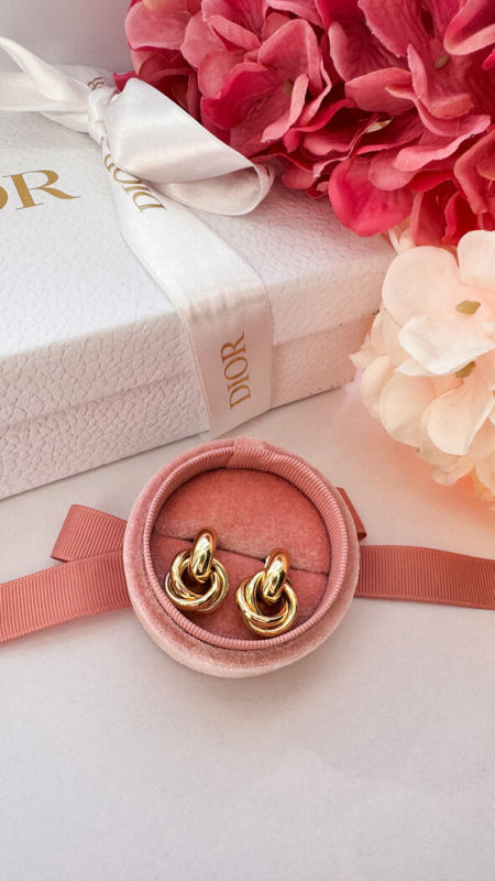 Złote,zawijane kolczyki